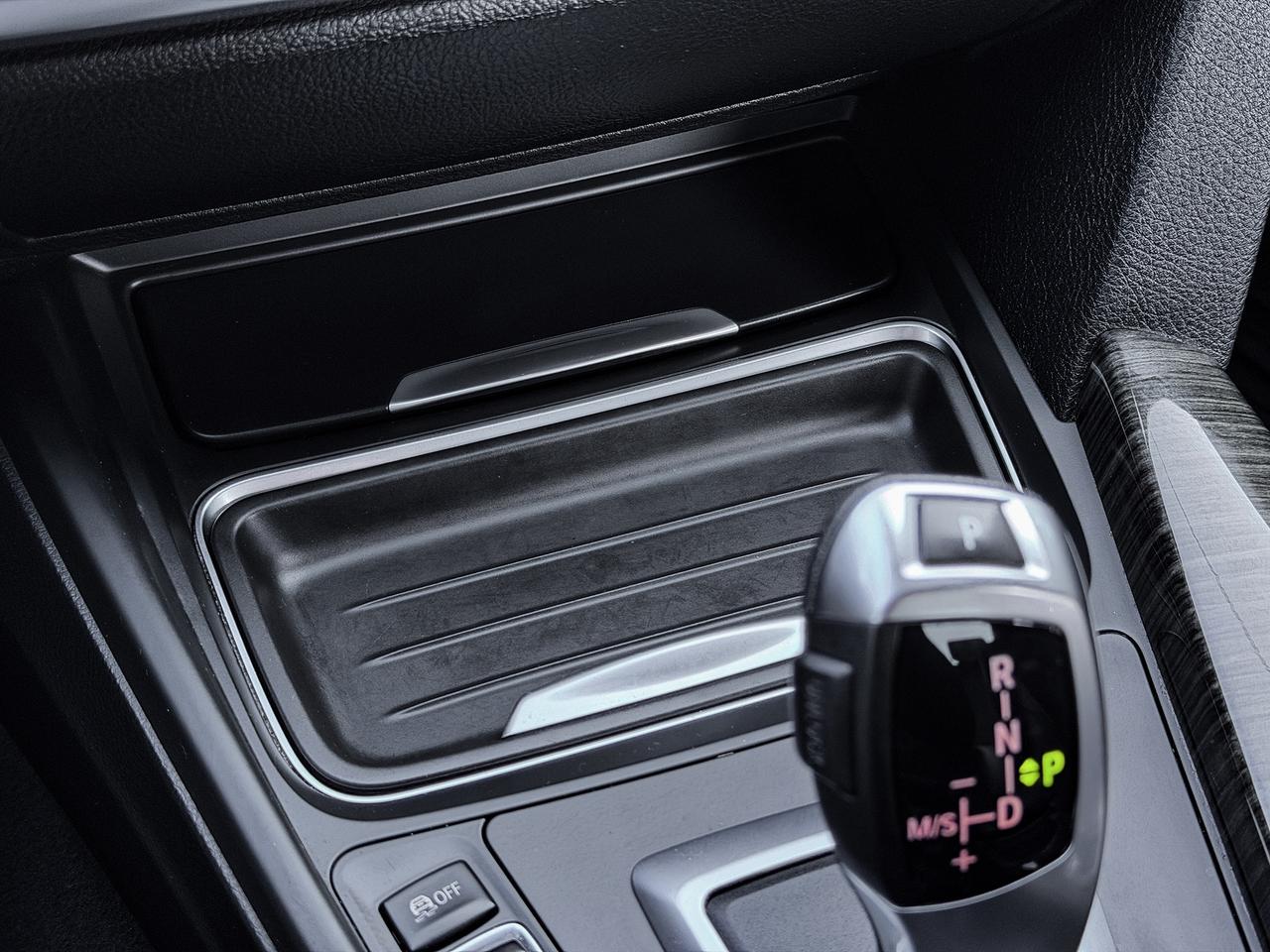 2013 BMW 3-Series 328i xDrive Luxury Edition Photo