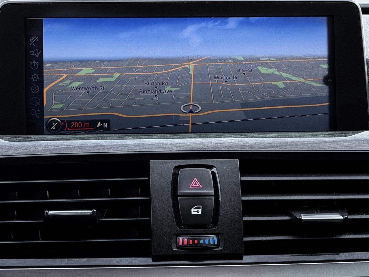 2013 BMW 3-Series 328i xDrive Luxury Edition Photo