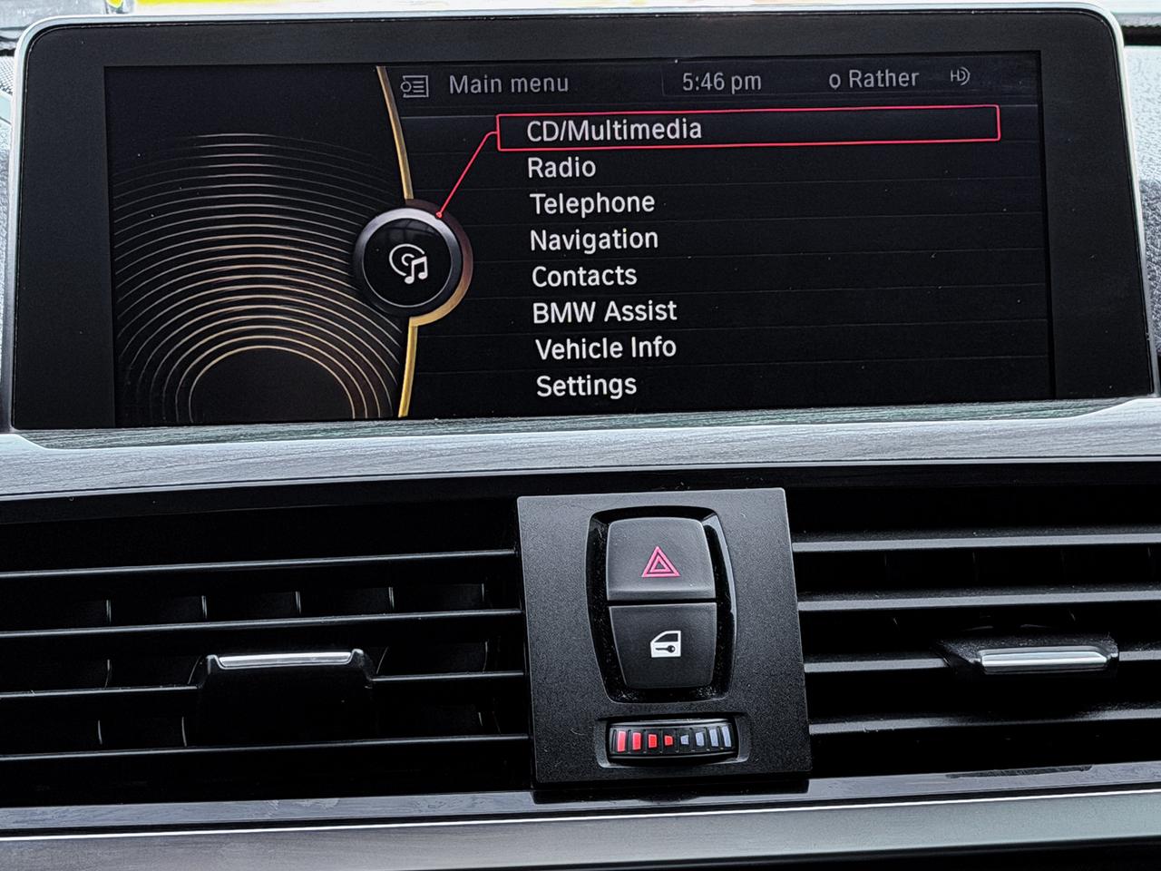 2013 BMW 3-Series 328i xDrive Luxury Edition Photo