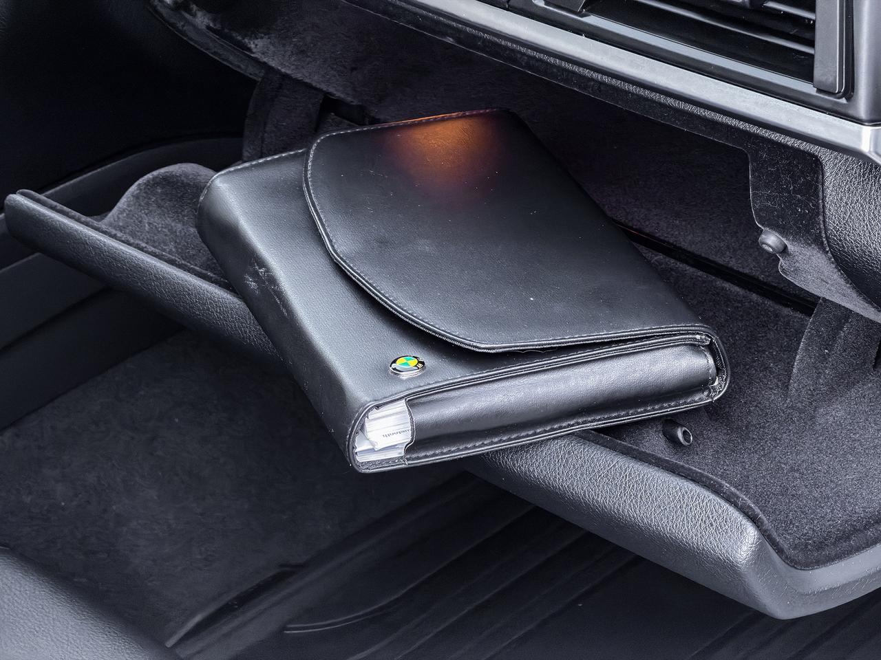 2013 BMW 3-Series 328i xDrive Luxury Edition Photo