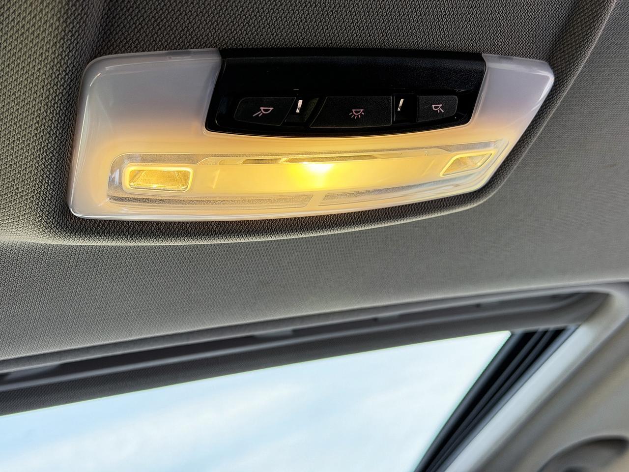 2013 BMW 3-Series 328i xDrive Luxury Edition Photo