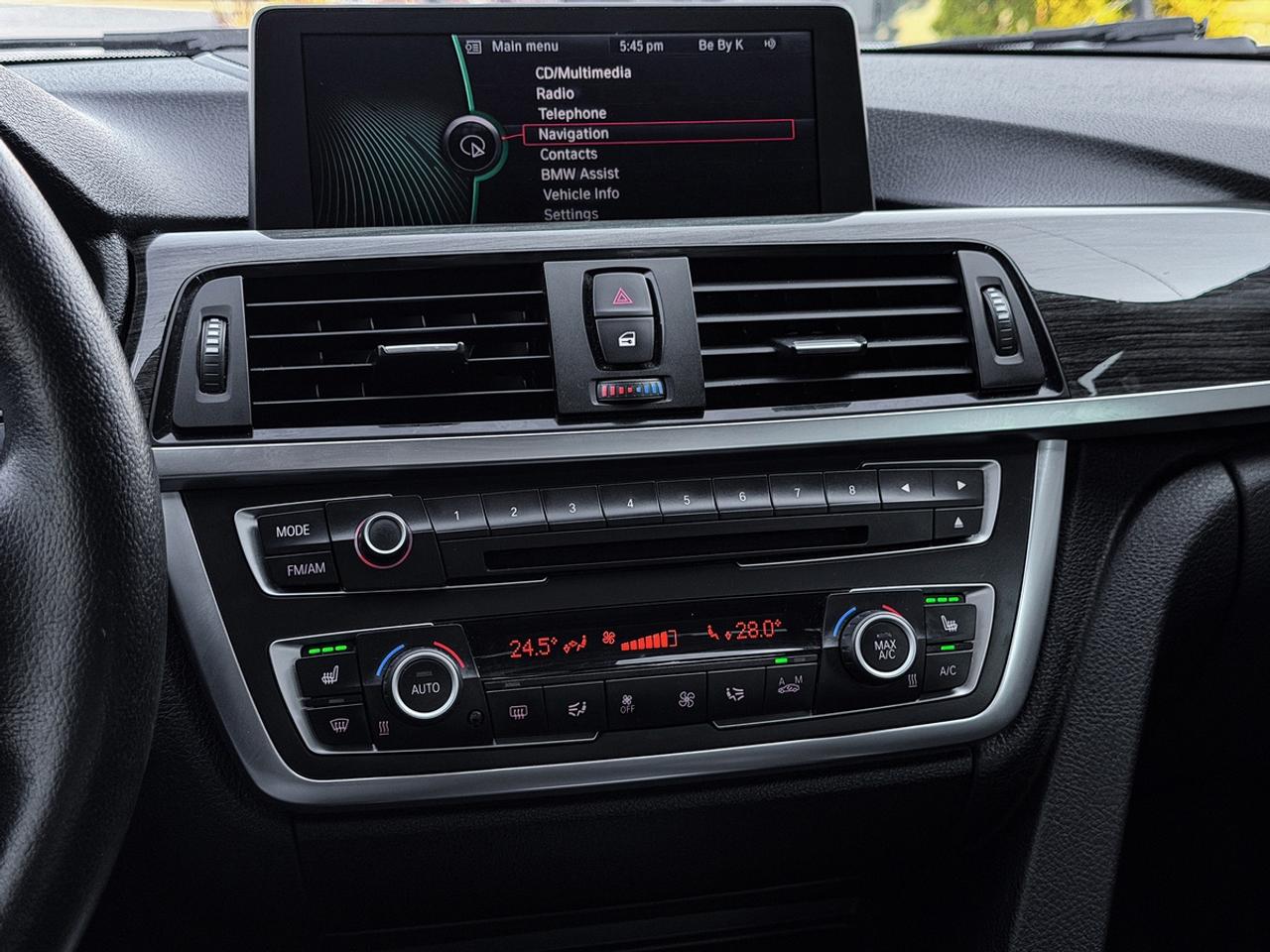 2013 BMW 3-Series 328i xDrive Luxury Edition Photo