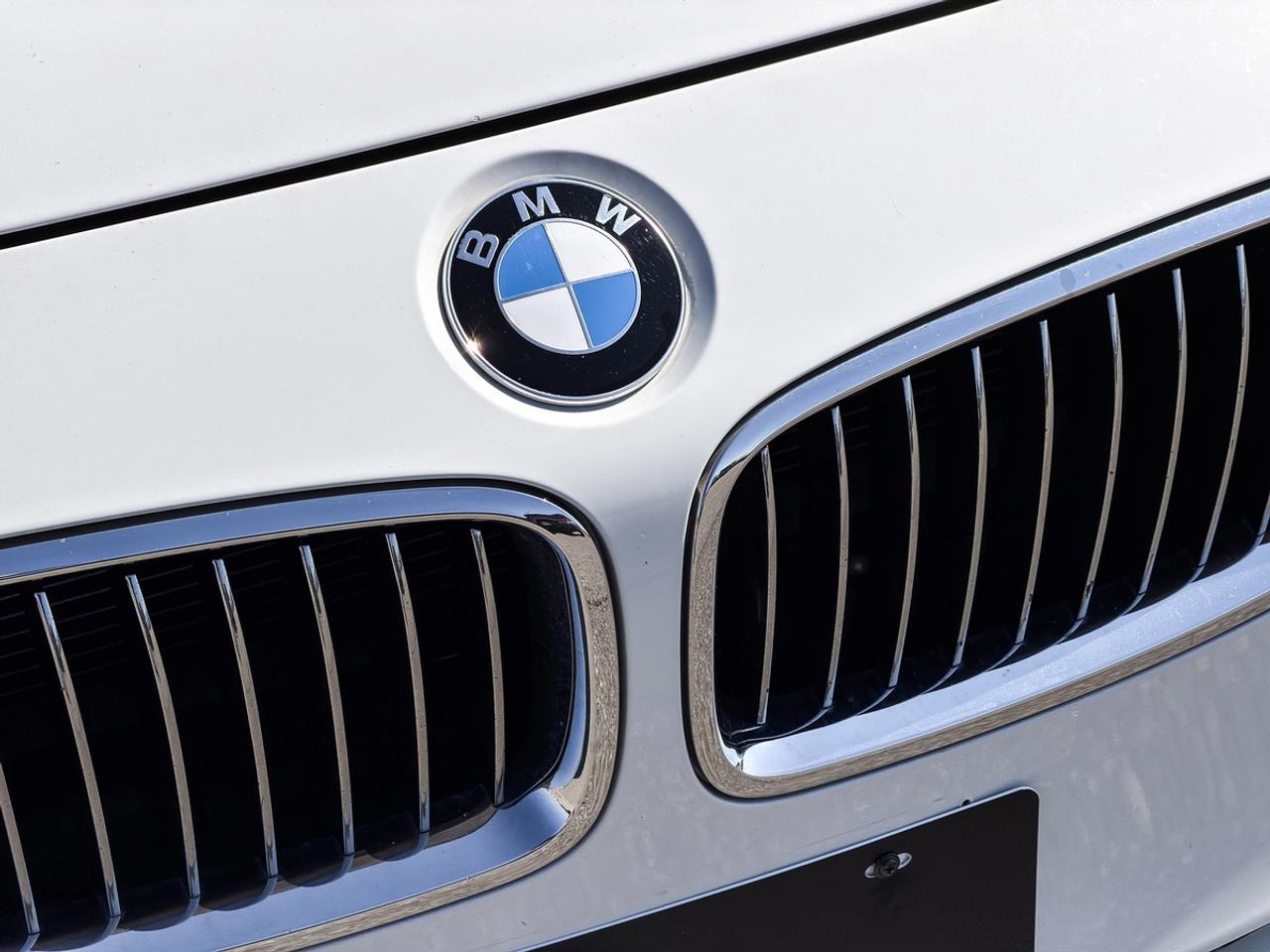 2013 BMW 3-Series 328i xDrive Luxury Edition Photo