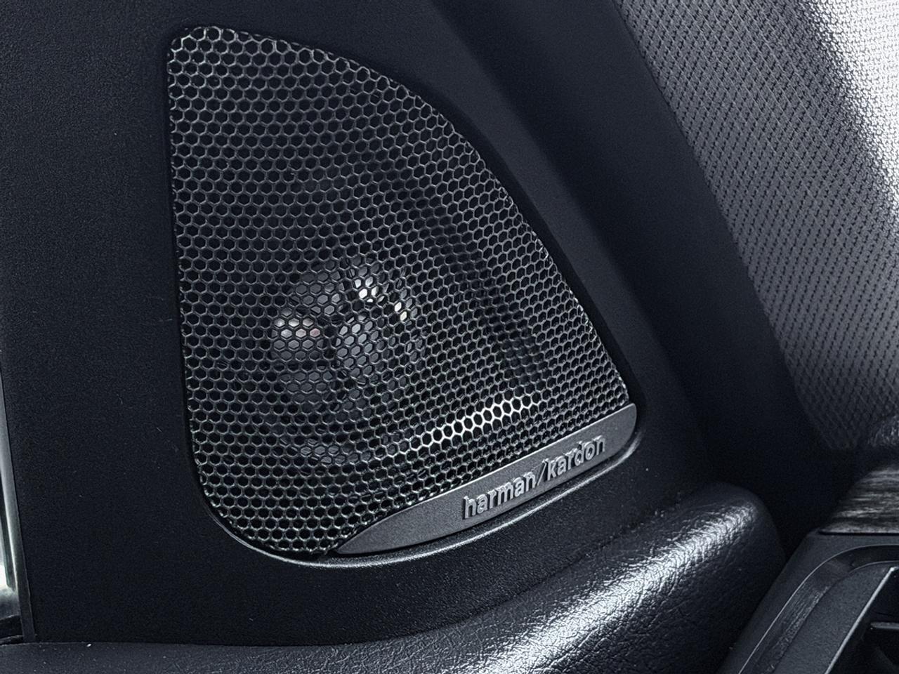 2013 BMW 3-Series 328i xDrive Luxury Edition Photo