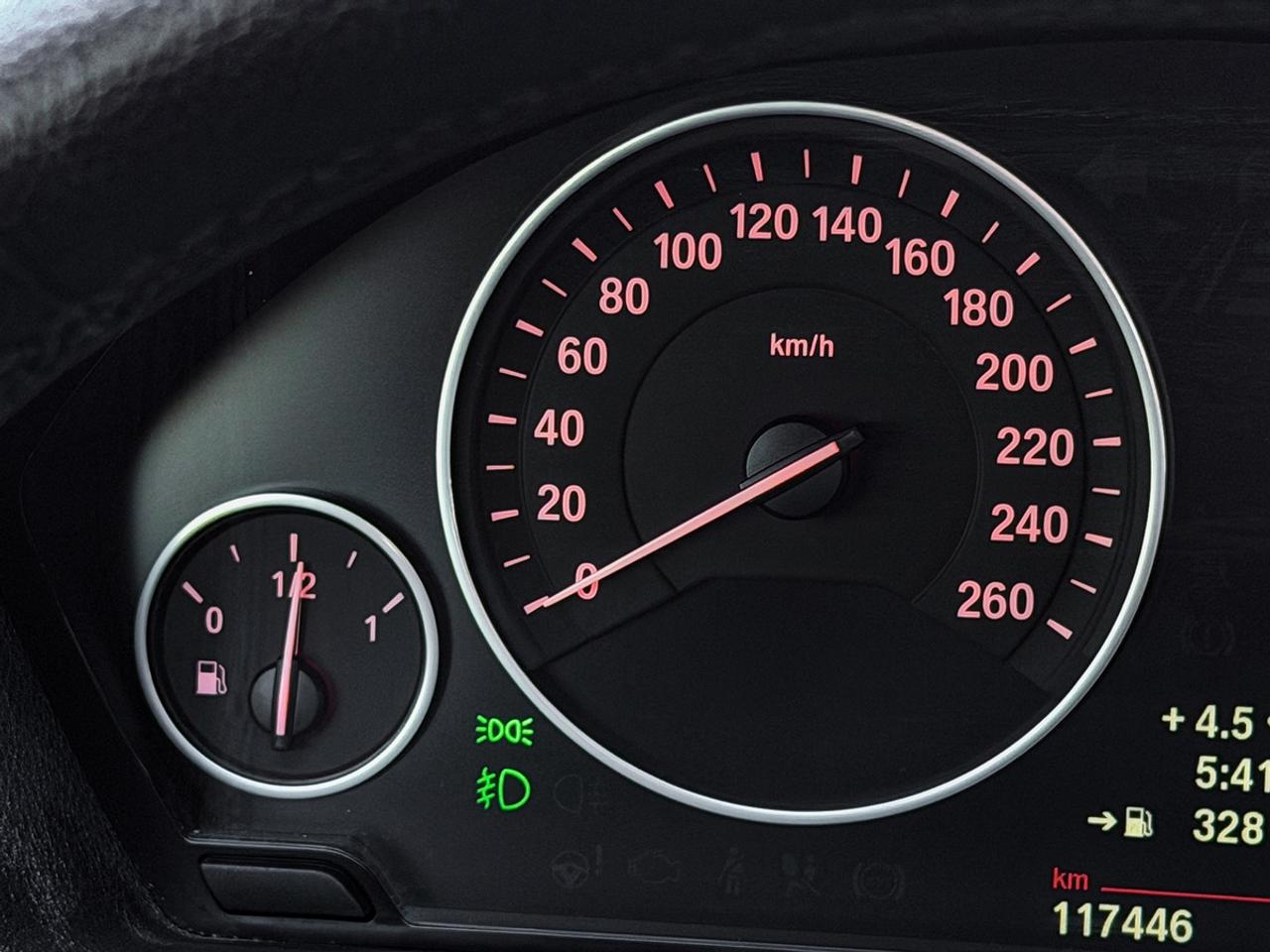 2013 BMW 3-Series 328i xDrive Luxury Edition Photo