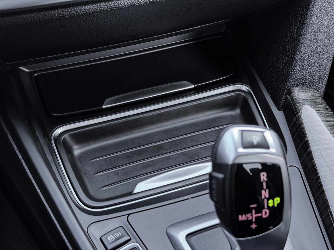 2013 BMW 3-Series 328i xDrive Luxury Edition Photo