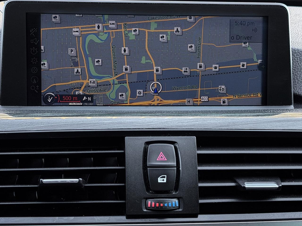 2013 BMW 3-Series 328i xDrive Luxury Edition Photo