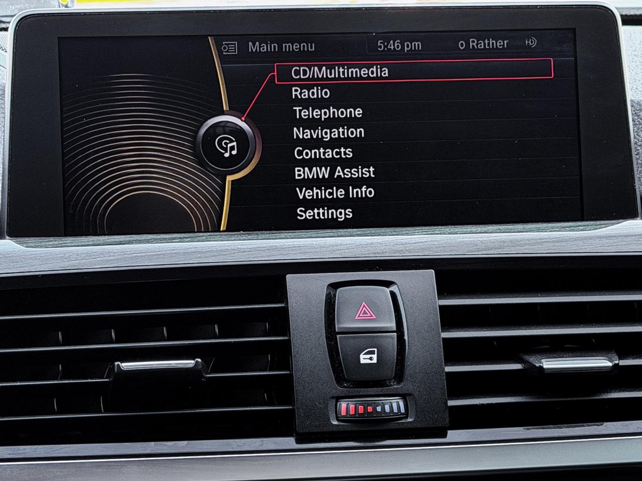 2013 BMW 3-Series 328i xDrive Luxury Edition Photo