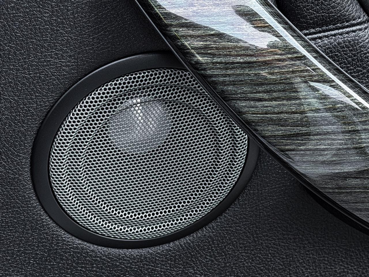 2013 BMW 3-Series 328i xDrive Luxury Edition Photo