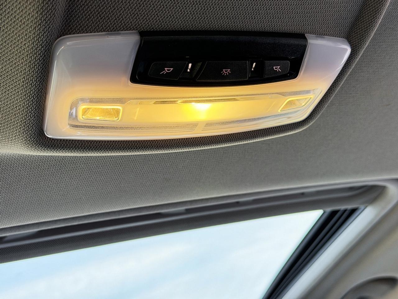 2013 BMW 3-Series 328i xDrive Luxury Edition Photo
