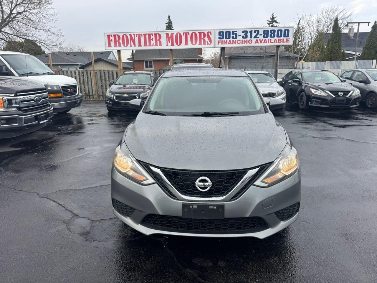 2017 Nissan Sentra SV Photo