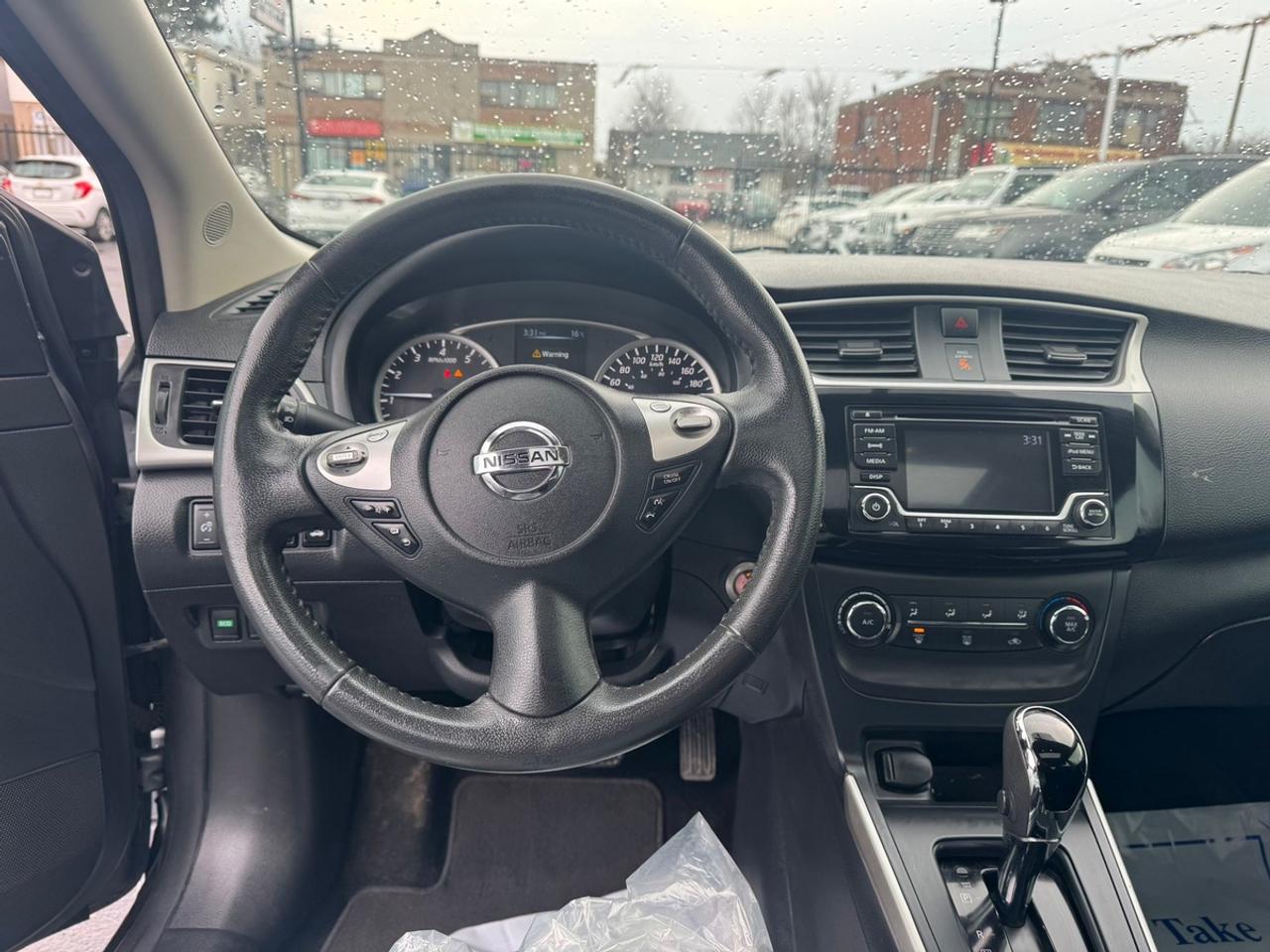 2017 Nissan Sentra SV Photo