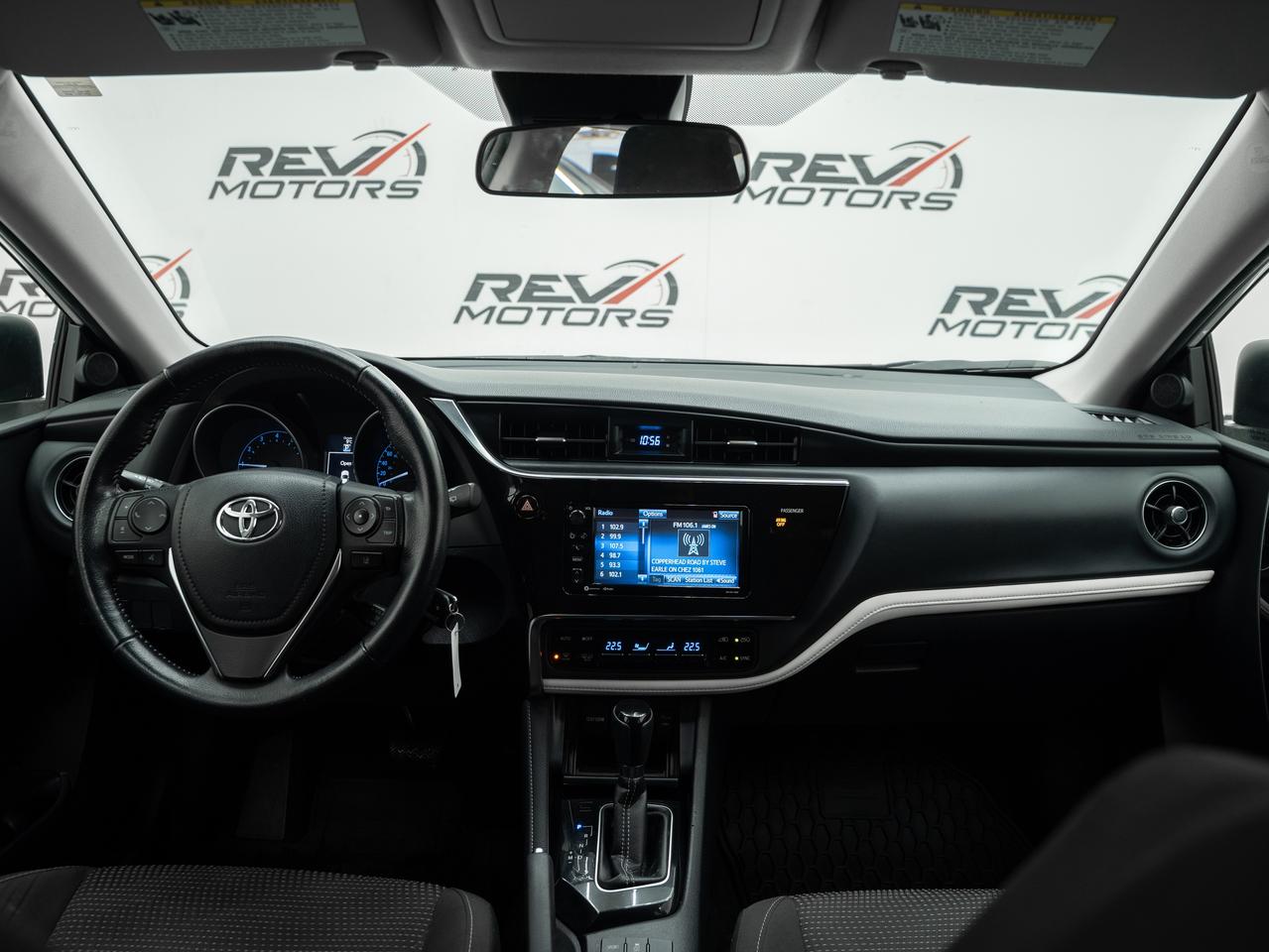 2018 Toyota Corolla iM  Photo