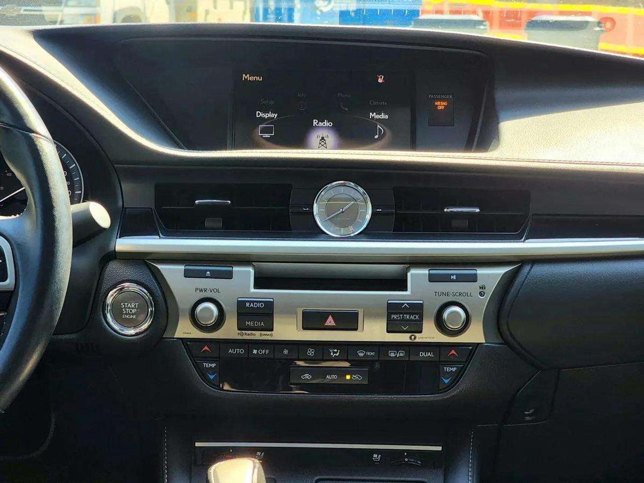 2017 Lexus ES 350 | No Accidents! Photo