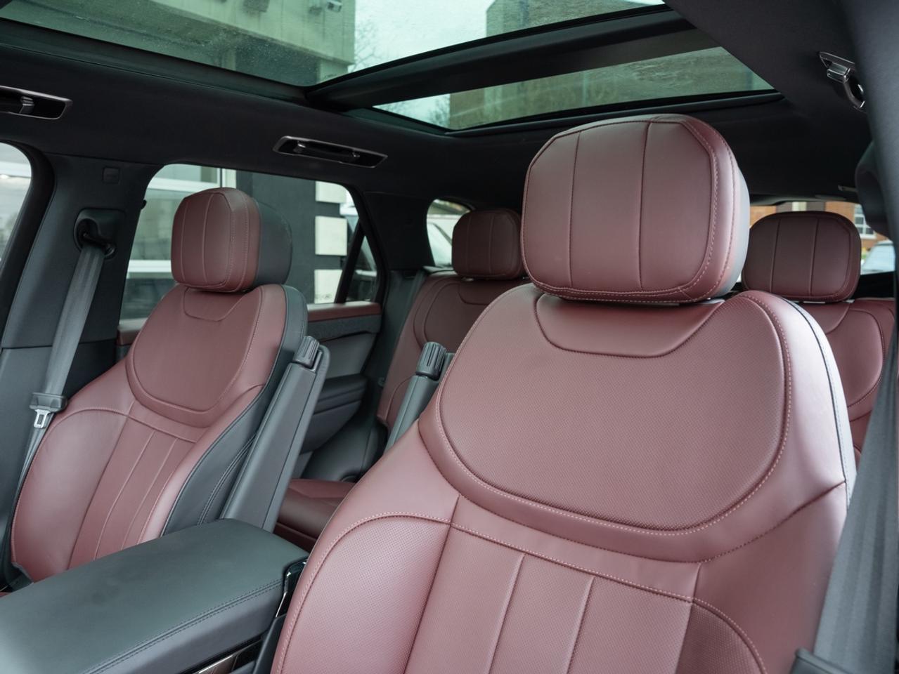 2025 Land Rover Range Rover Sport P460e Dynamic SE | Plug In Hybrid Photo