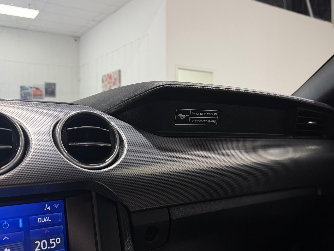 2021 Ford Mustang EB Fastback||Clean Carfax||Heated Seats Photo