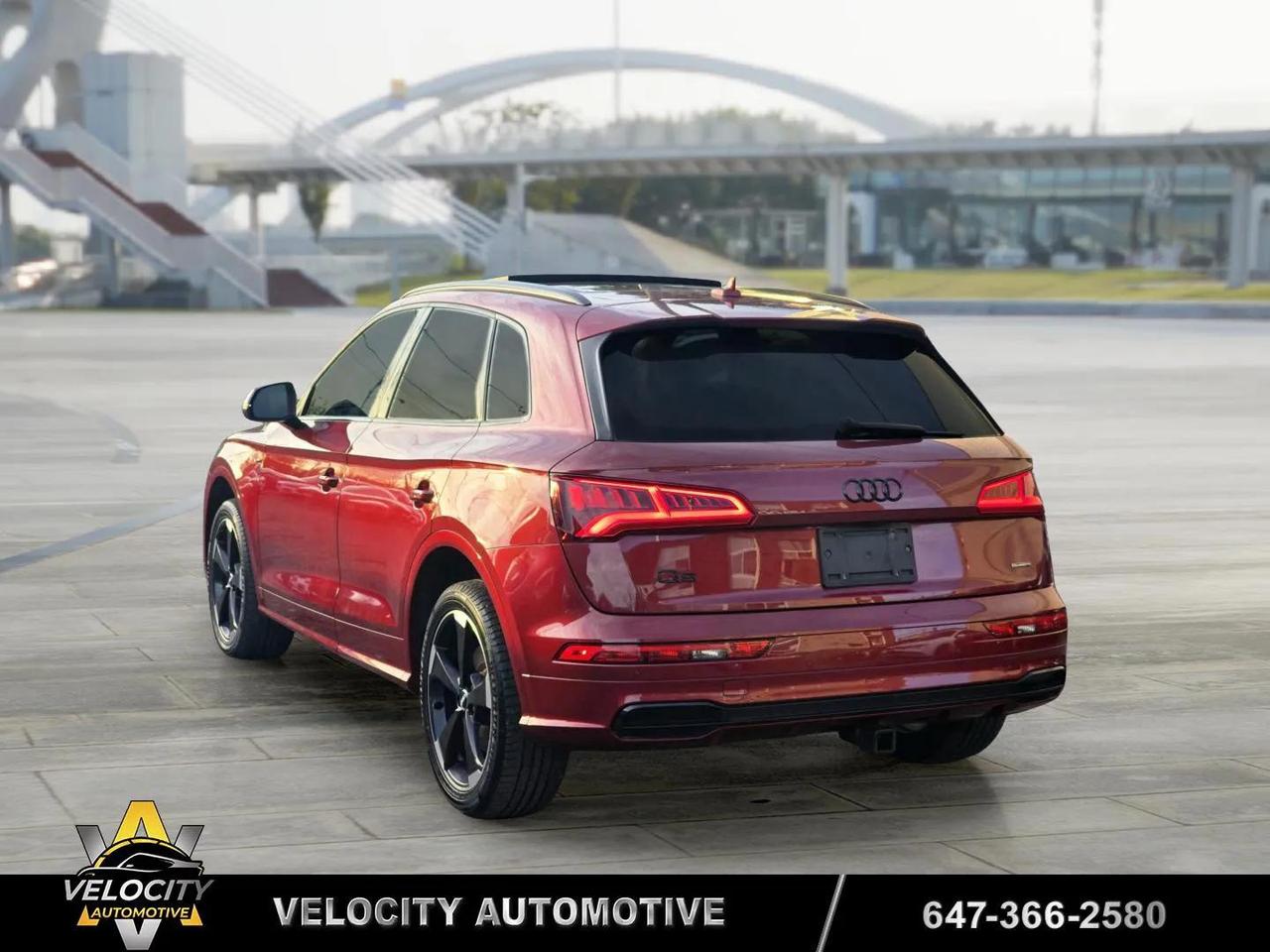 2019 Audi Q5 Technik w/S-Line Titanium Pkg Photo