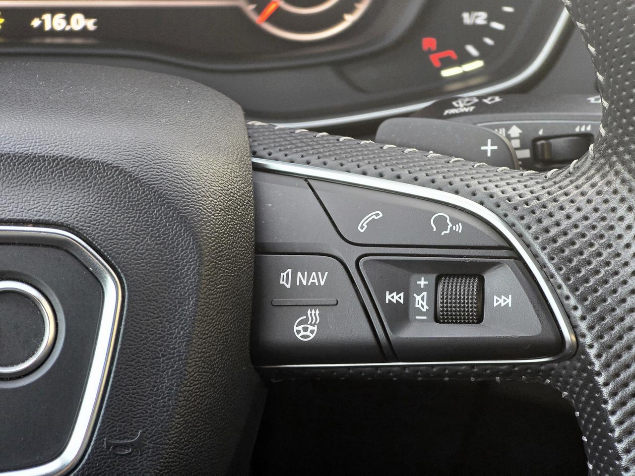 2019 Audi Q5 Technik w/S-Line Titanium Pkg Photo
