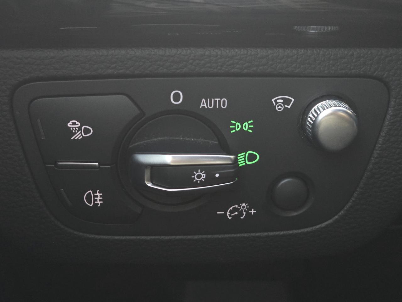2019 Audi Q5 Technik w/S-Line Titanium Pkg Photo