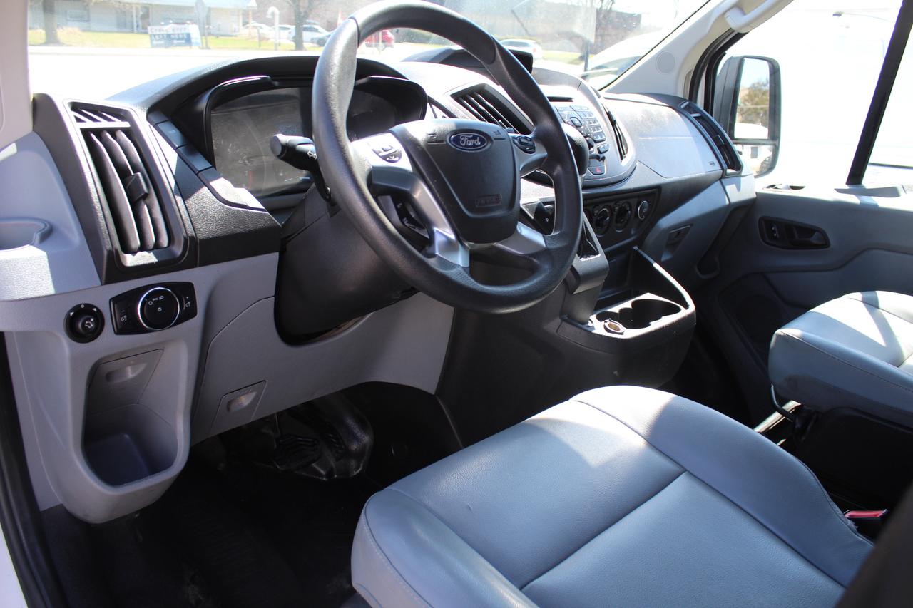 2018 Ford Transit T 150 250 Low Roof 130" Rear Cam Photo