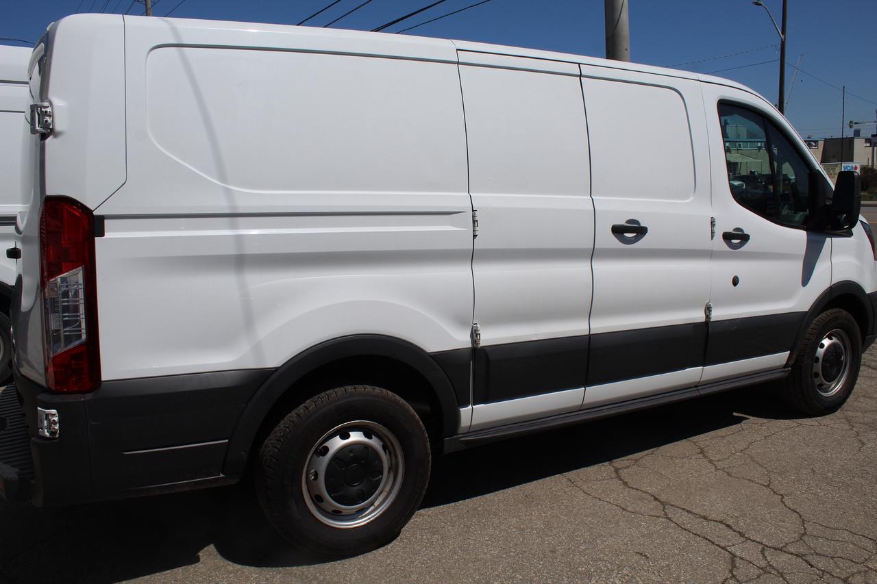 2018 Ford Transit T 150 250 Low Roof 130" Rear Cam Photo