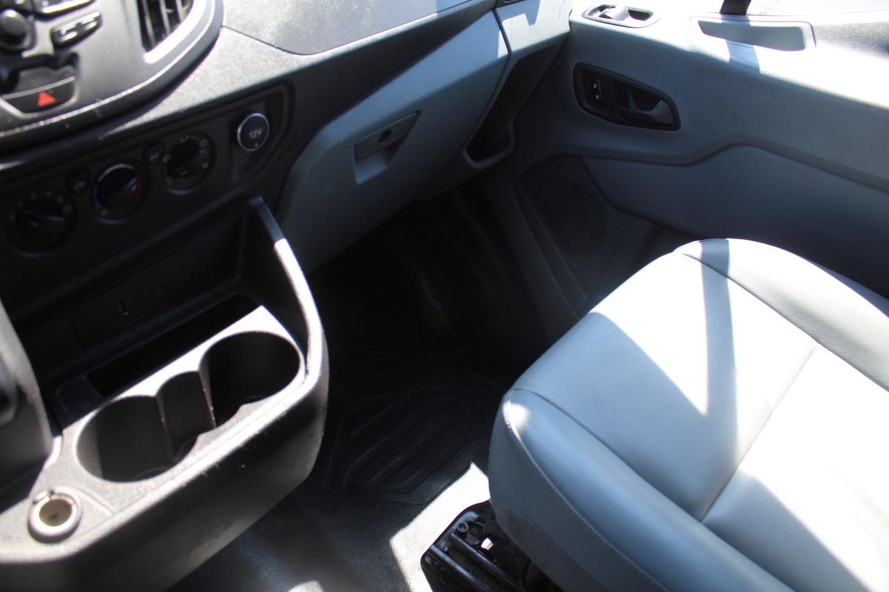 2018 Ford Transit T 150 250 Low Roof 130" Rear Cam Photo