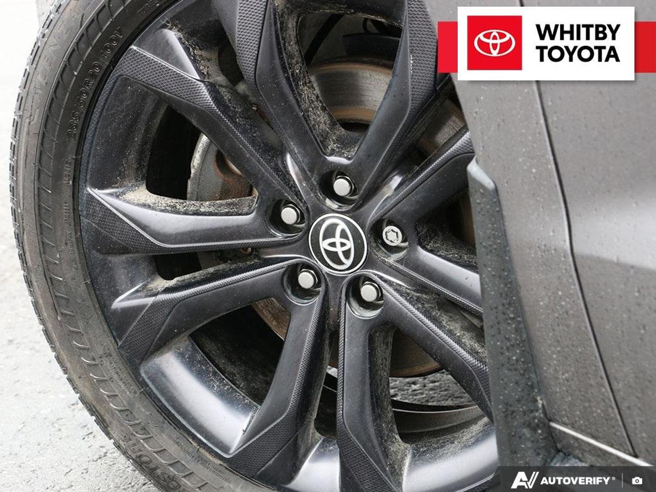 2022 Toyota Sienna Hybrid XSE 2.5L Photo