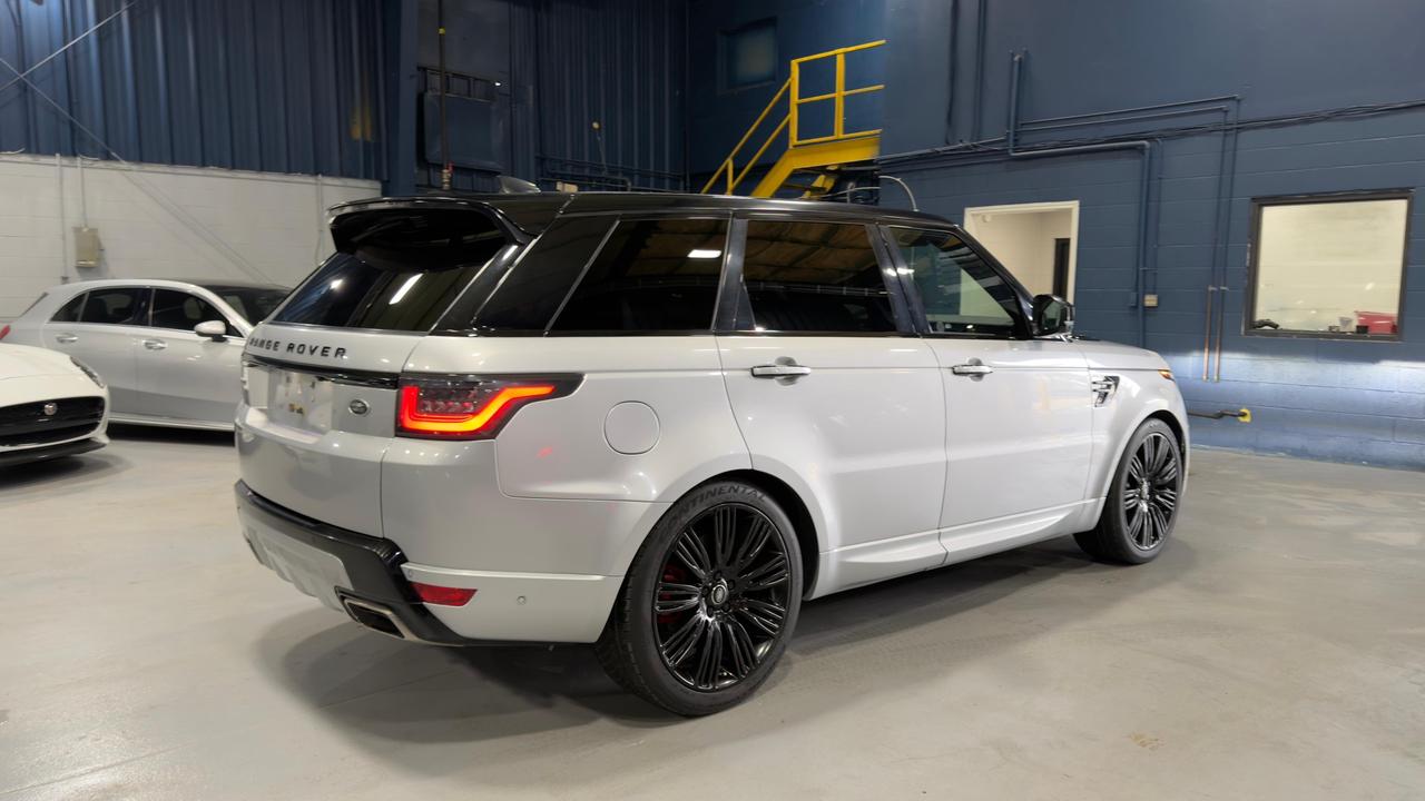 2019 Land Rover Range Rover Sport HSE Dynamic Photo