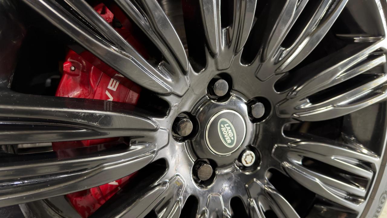 2019 Land Rover Range Rover Sport HSE Dynamic Photo