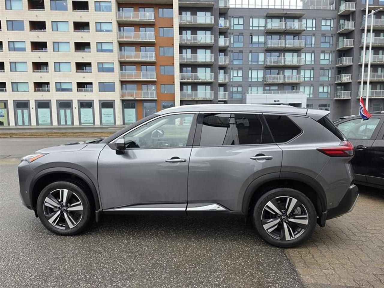 2023 Nissan Rogue Platinum Leather Navigation Panoramic roof 360 Vie Photo