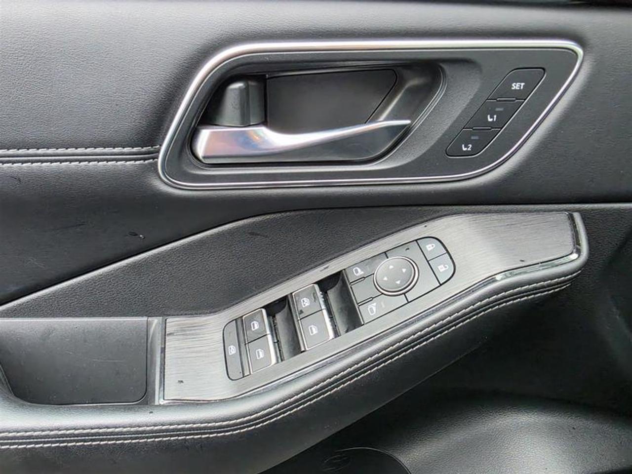 2023 Nissan Rogue Platinum Leather Navigation Panoramic roof 360 Vie Photo