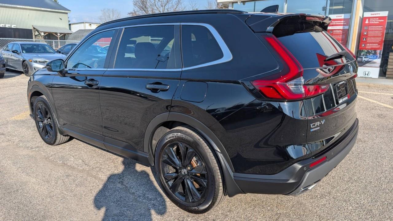 2024 Honda CR-V Hybrid Touring 4dr All-Wheel Drive Photo