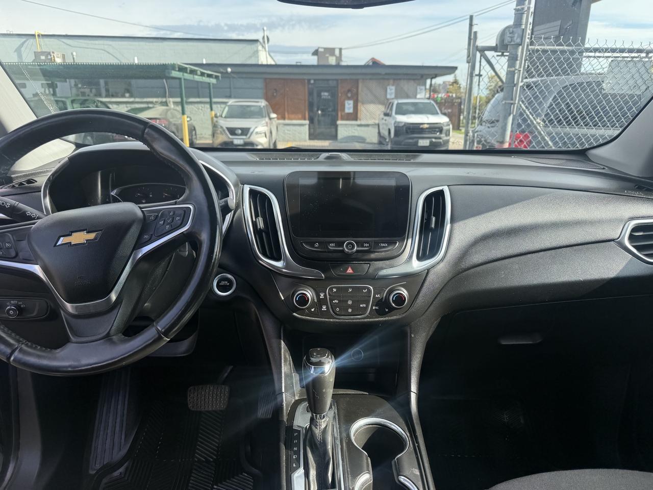 2018 Chevrolet Equinox *** 3 YEAR WARRANTY INCLUDED *** Photo