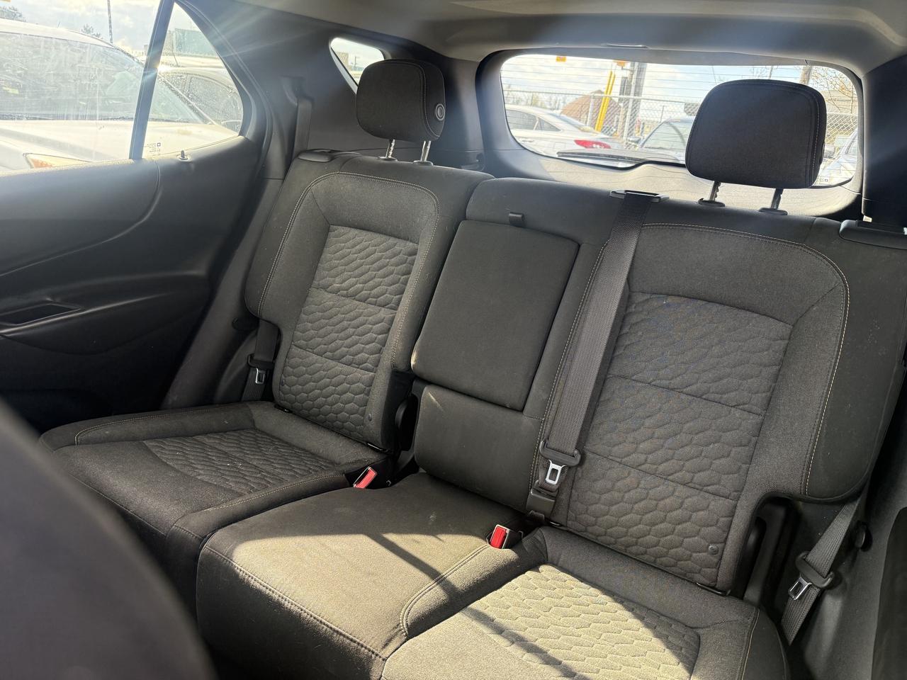 2018 Chevrolet Equinox *** 3 YEAR WARRANTY INCLUDED *** Photo