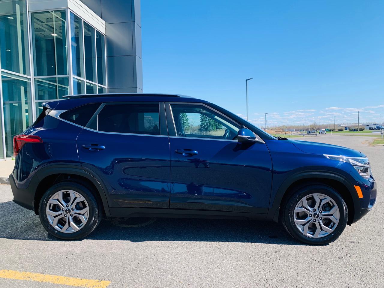 2024 Kia Seltos EX 4dr All-Wheel Drive Photo