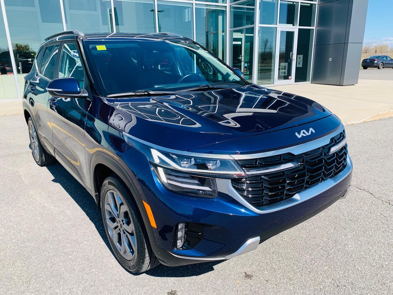 2024 Kia Seltos EX 4dr All-Wheel Drive Photo