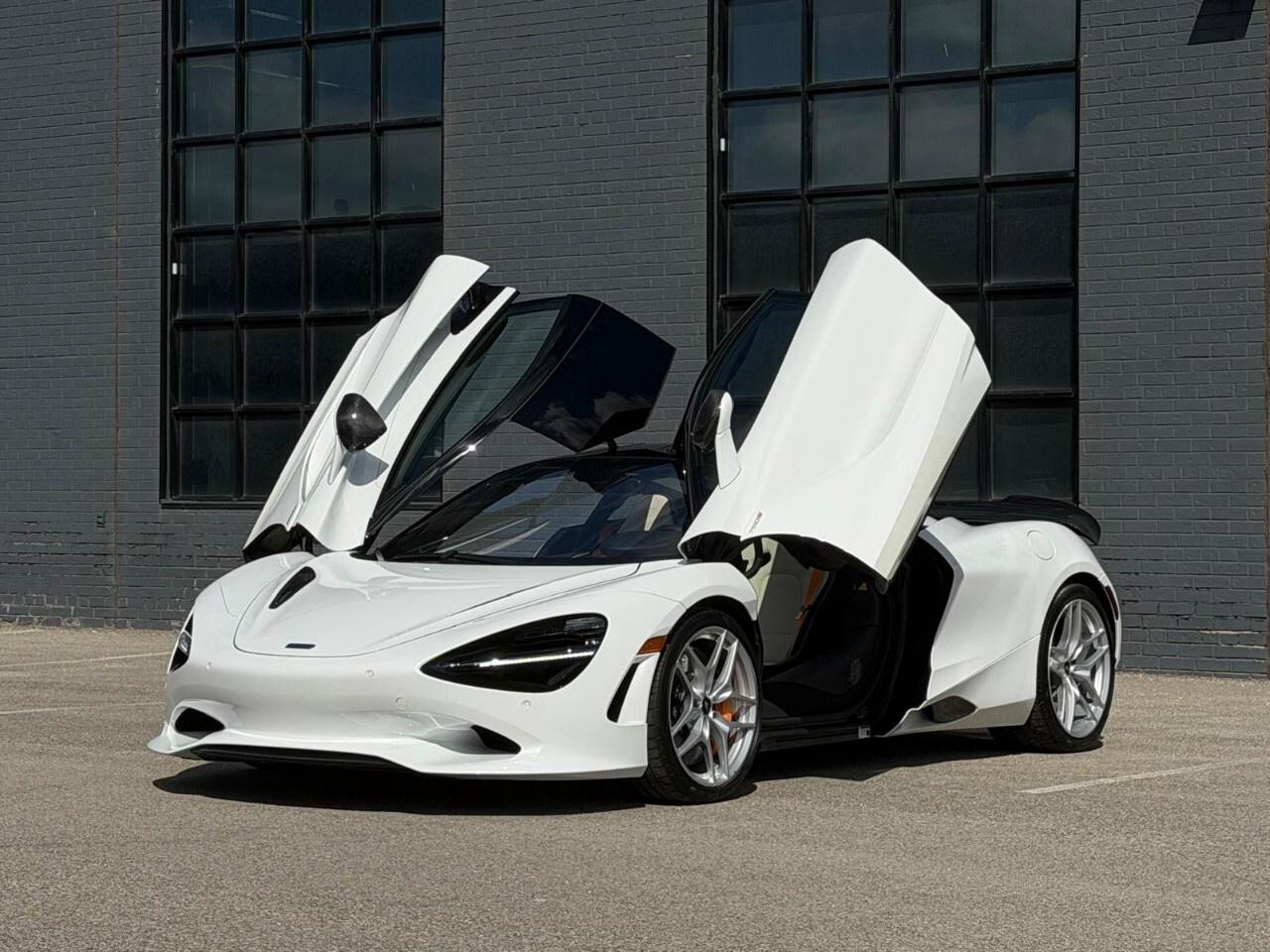 2024 McLaren 750S Coupe Photo