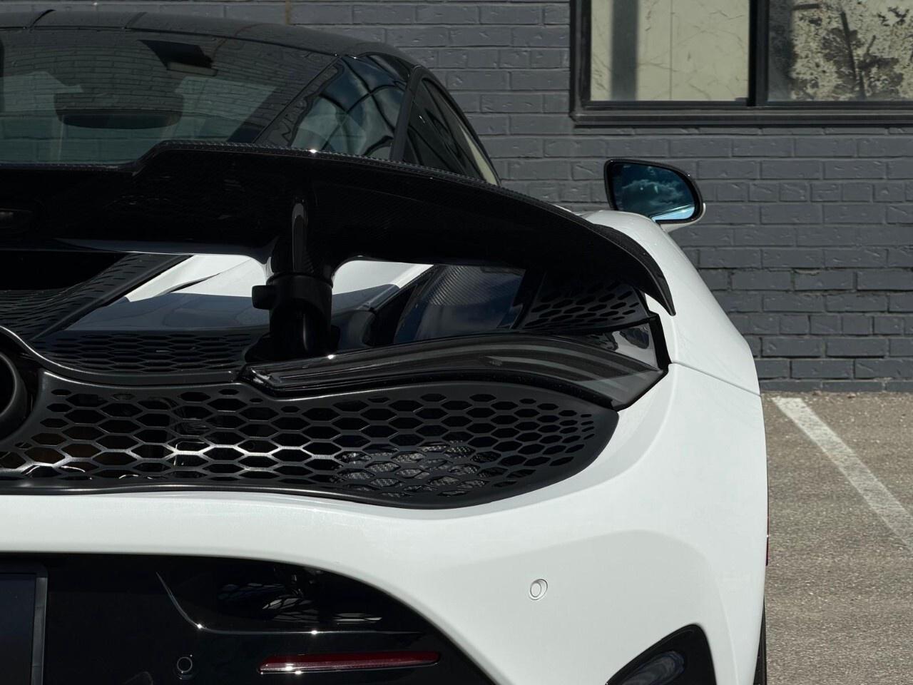 2024 McLaren 750S Coupe Photo