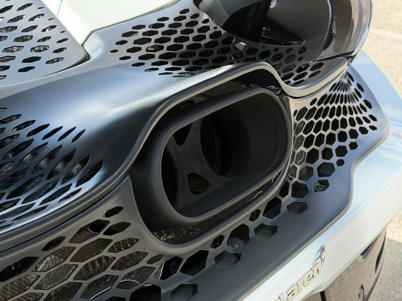 2024 McLaren 750S Coupe Photo