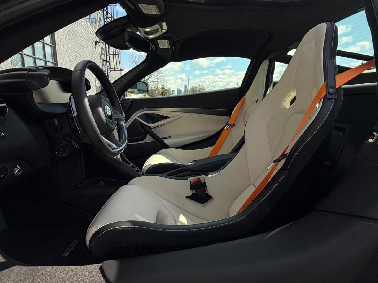 2024 McLaren 750S Coupe Photo