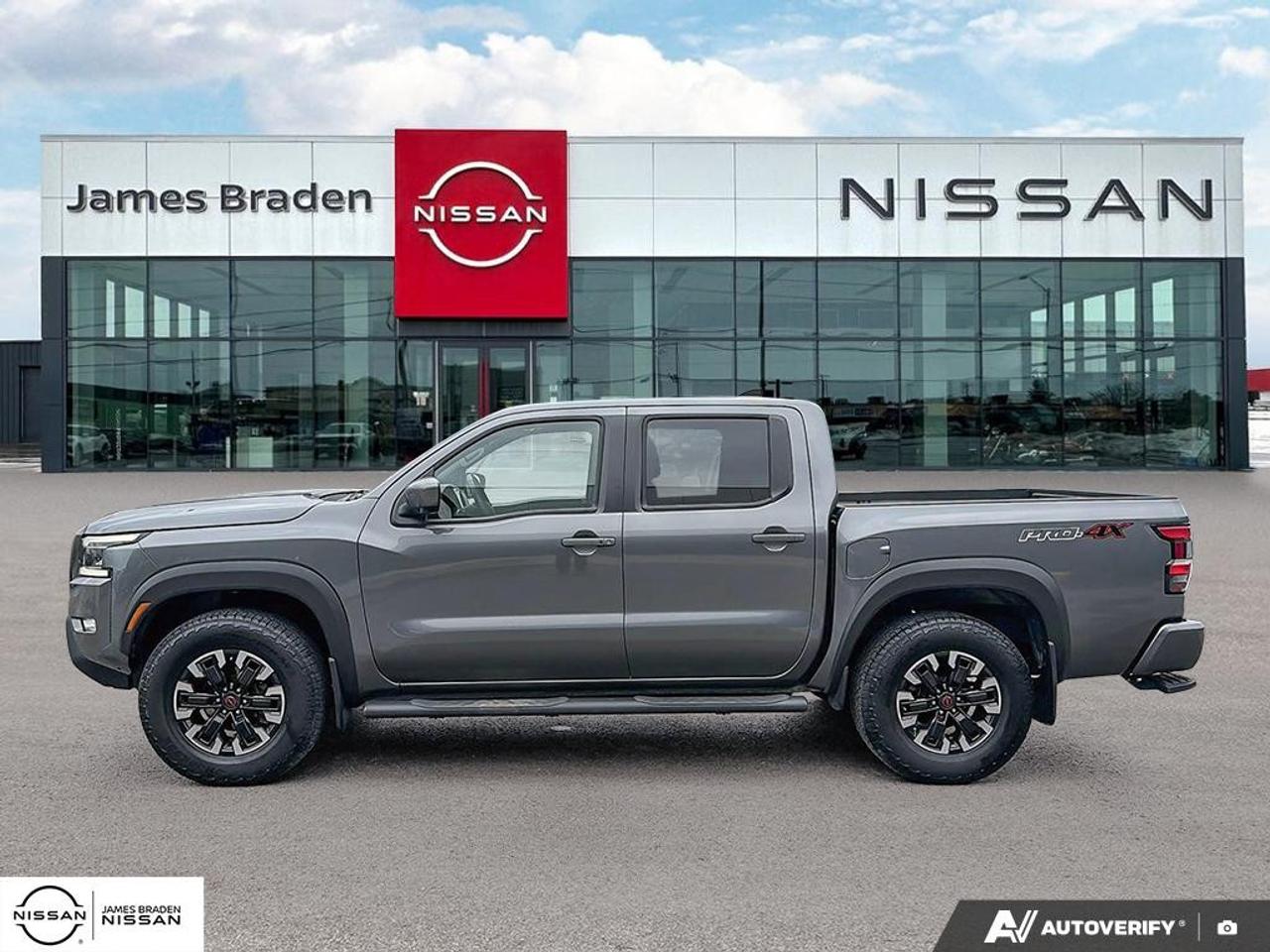 2023 Nissan Frontier Crew Cab PRO-4X Standard Bed 4x4 Photo