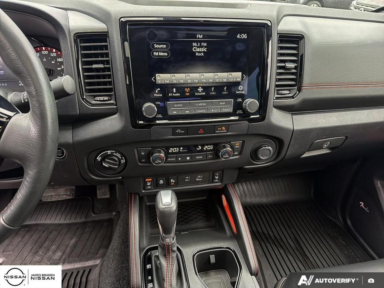 2023 Nissan Frontier Crew Cab PRO-4X Standard Bed 4x4 Photo