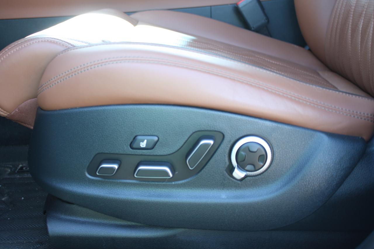 2025 Genesis GV70 2.5T Prestige AWD Photo
