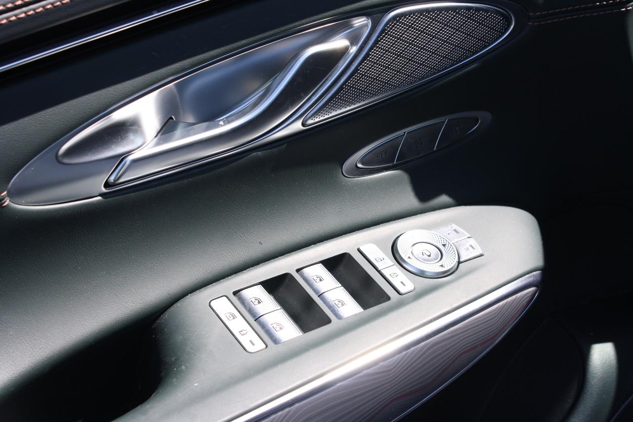 2023 Genesis GV70 2.5T Advanced Plus AWD Photo