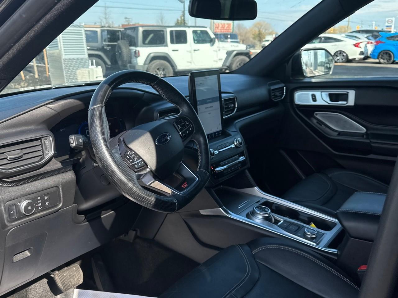 2020 Ford Explorer ST 4dr 4x4 Photo