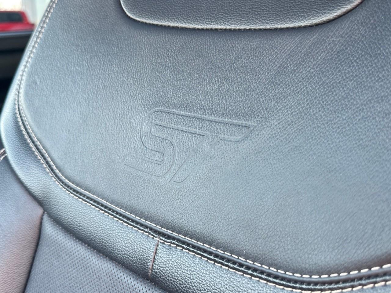 2020 Ford Explorer ST 4dr 4x4 Photo