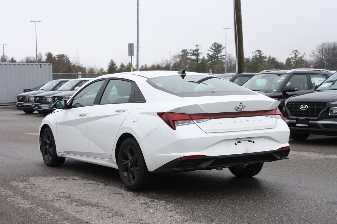 2023 Hyundai Elantra Preferred IVT w-Tech Pkg Photo