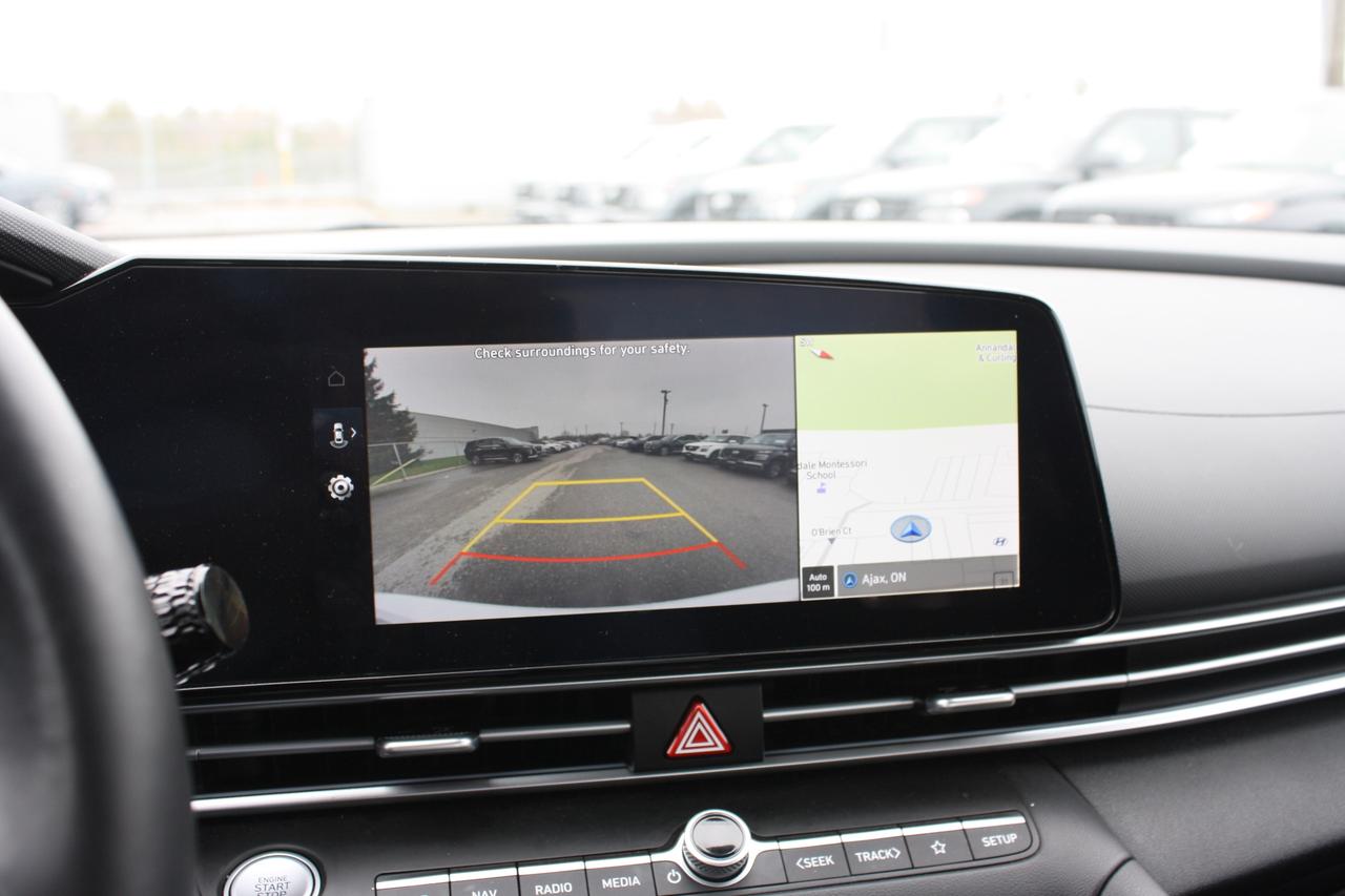 2023 Hyundai Elantra Preferred IVT w-Tech Pkg Photo