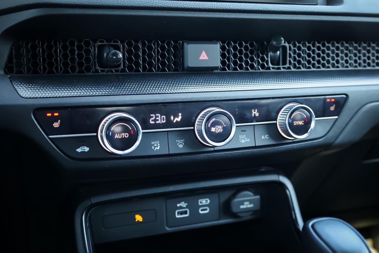 2025 Honda CR-V Hybrid EX-L 4dr All-Wheel Drive Photo