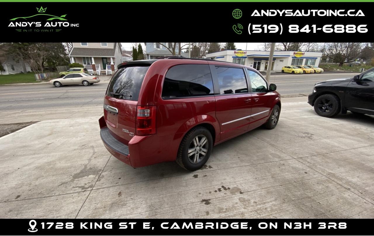 2010 Dodge Grand Caravan SXT ! STOW N GO ! NO ACCIDENTS ! 24 SERVICE ! Photo